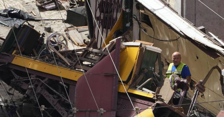 Mayoría de muertos por descarrilamiento de funicular en Lisboa eran extranjeros, afirma la policía