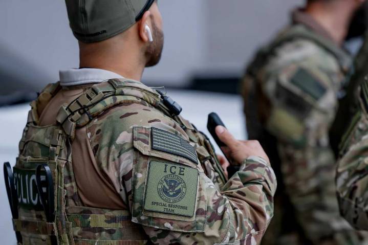Agentes de USCIS podrán portar armas, hacer arrestos y ordenar deportaciones expeditas
