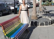 Haría recupera el banco LGTBI+ de Punta Mujeres vandalizado