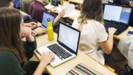 Andalucía implantará cinco nuevas titulaciones de grado, máster y doctorado