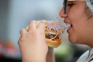 ¡Orgullo con sabor a Perú! Pan con chicharrón es el mejor del mundo