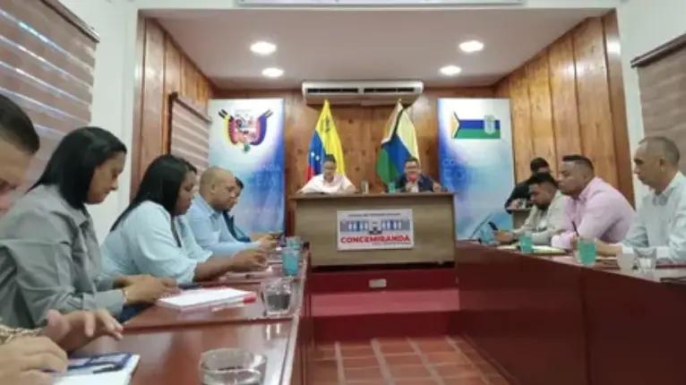 Alcalde de Coro presenta propuesta de presupuesto participativo 2026 al CLPP