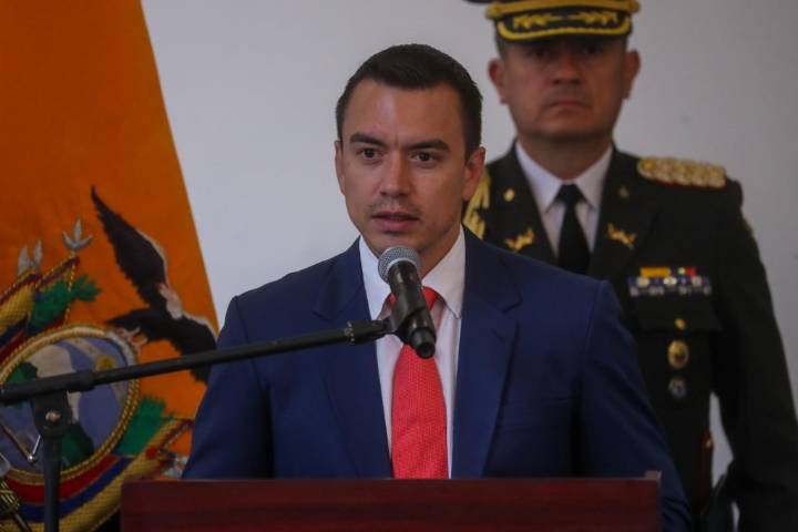 Noboa denuncia el Estatuto Migratorio entre Ecuador y Venezuela