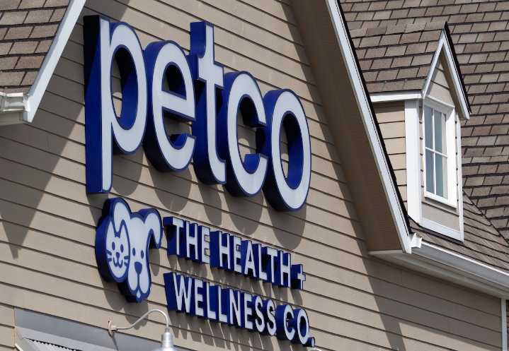 Petco unveils 13 stores that are closing, including 1 in N.J.