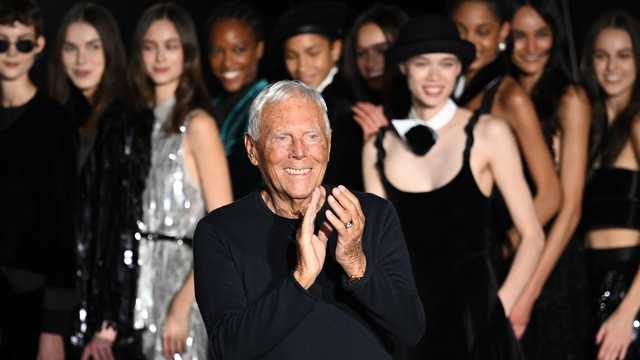 Italian fashion, political and sports figures among thousands bidding farewell to Giorgio Armani