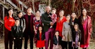 Former NFL Star Shaun Alexander’s Enormous Family of 14 Children Endured a Tragic Loss
