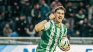 Auzmendi disfruta su presente en Banfield y destaca su entendimiento con Méndez