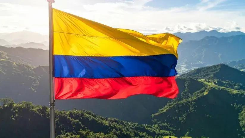 "Lamentable desenlace": Armada de Colombia mata a funcionario municipal al disparar contra lancha en confuso incidente