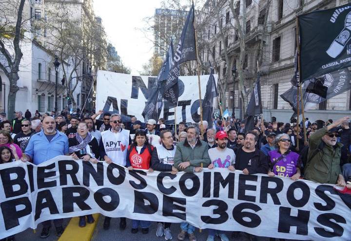 Trabajadores del Garrahan y universidades rechazaron los vetos de Javier Milei