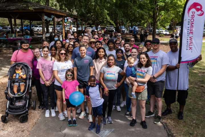 Raleigh celebra su Caminata Anual por la Preeclampsia 2025