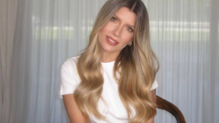 Laurita Fernández y un street style único: así se usa la prenda más versátil de la nueva temporada