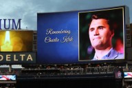 Yankees honor Charlie Kirk with moment of silence in pregame scene