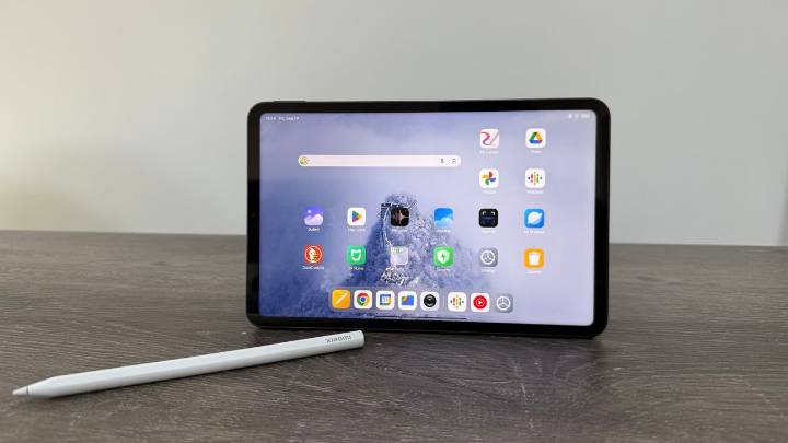 The iPad mini has more competition than ever and this tablet proves it — just with one almighty, unavoidable catch