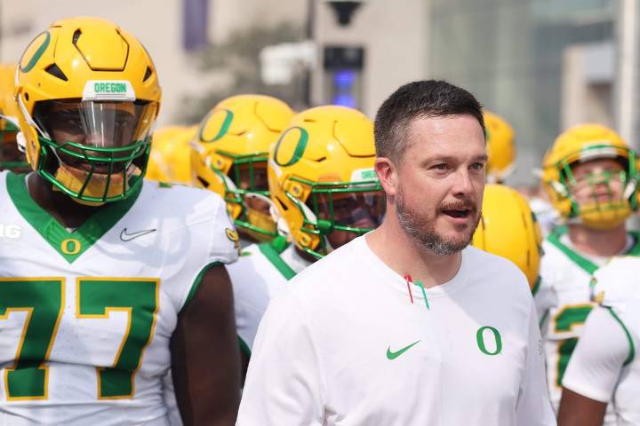 Oregon coach Dan Lanning addresses Charlie Kirk’s death after Saturday’s game