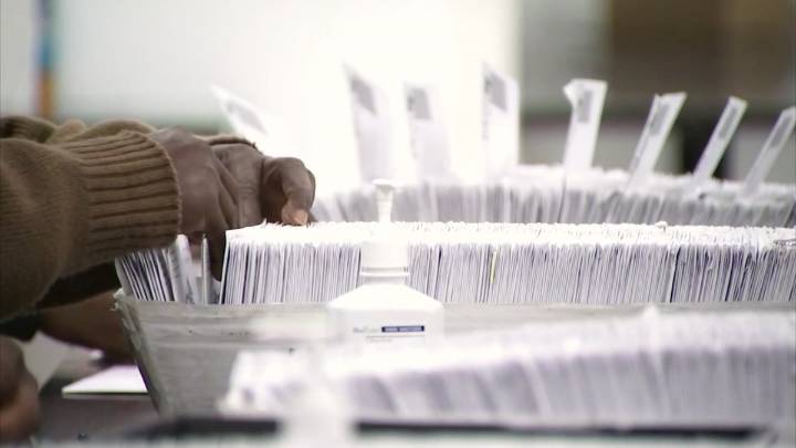 Dallas County GOP votes to hand-count March primary ballots