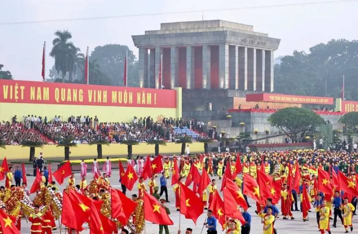 Vietnam celebra 80 años de la Revolución de agosto