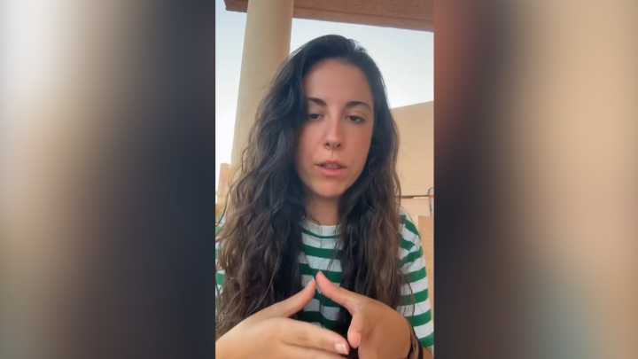Pone un anuncio para dar clases de matemáticas y la oferta que le hacen le deja "patidifusa": "De lunes a viernes, una hora al día, 400 euros"