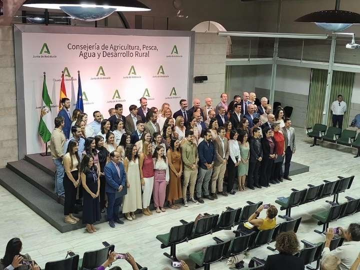 La Junta incorpora a 65 nuevos funcionarios a las especialidades de Ingeniería Agrónoma y Veterinaria