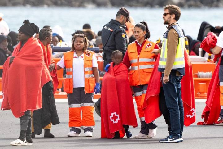 Clavijo prevé que Canarias reciba a unos 7.000 migrantes más en lo que queda de año