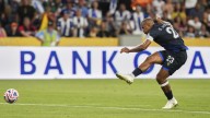 Salomón Rondón no puede evitar la caída del Real Oviedo, que va en picada en LaLiga