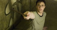 Tributes to 'visionary' behind Harry Potter movies
