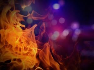 Fires along Highway 12 near Yakima caused by dragging chains