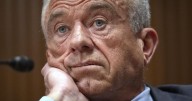 Familiares de Robert F. Kennedy Jr. dicen que es una “amenaza” para la salud de los estadounidenses