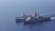 Aeronaves militares de Nicolás Maduro hostigaron a un buque de la Armada de EEUU en medio de tensiones en el Caribe