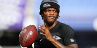 Who Is Lamar Jackson’s Dating? Last Known Girlfriend, Revealed! | Baltimore Ravens, Football, Lamar Jackson, nfl