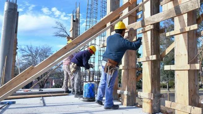 La construcción perdió 59.750 puestos a nivel nacional: sólo cinco provincias se salvaron del desastre