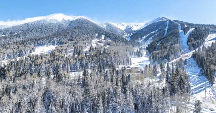 Arizona Snowbowl deals: Lift tickets starting at $10, free kids skiing, and more