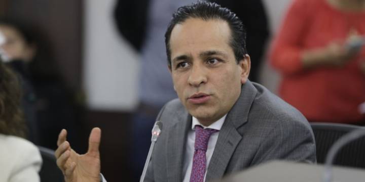 Alexander López Maya regresa al Senado, Corte Constitucional anula sanción por doble militancia