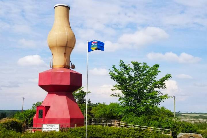 Village of Donalda facing dissolution ... again
