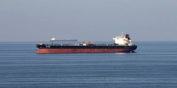 Estados Unidos sancionó a una red acusada de contrabandear petróleo iraní camuflado como crudo de Irak