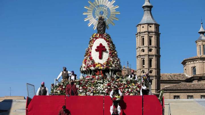 La ofrenda de flores bate récord con más de 1.200 grupos y más de 110.000 personas inscritas