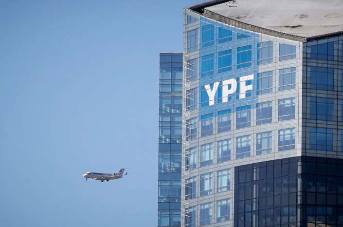 Preska ordena a YPF entregar información clave en 15 días en el litigio por US$16.000 millones
