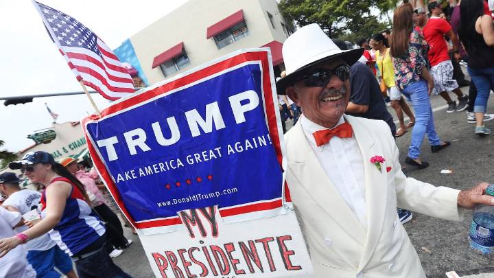 Los cubanos de Florida, divididos tras nueve meses de Trump en el poder: “Actúa como Fidel”