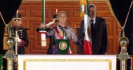 Sheinbaum celebra con más de 20 vivas su primer Grito de Independencia