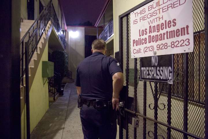 Alarma en Los Ángeles: aumentan 50% los tiroteos policiales