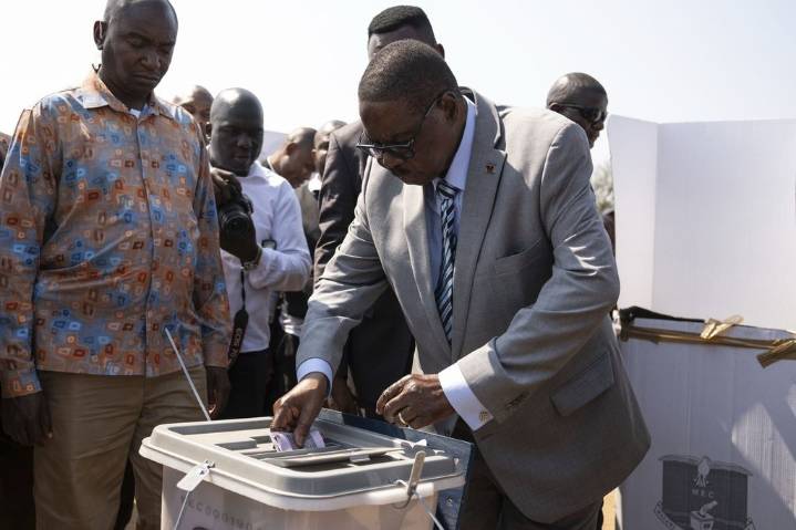 Parties of both main candidates claim Malawi election victory but results not yet announced