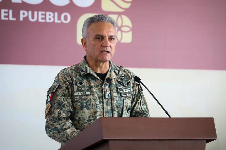 La sospechosa salida del general que puso en la diana al comandante H