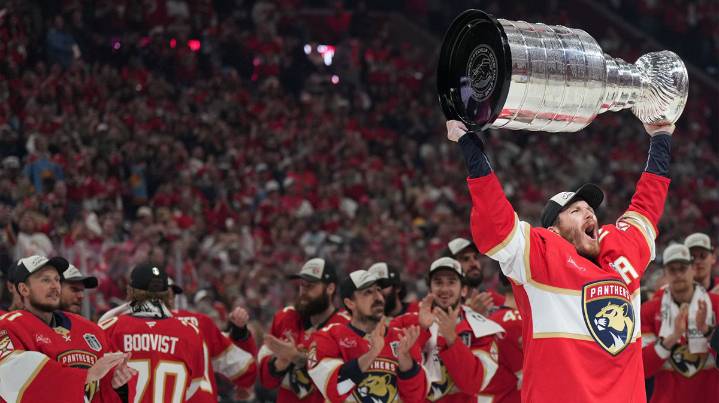 Panthers’ Matthew Tkachuk makes College GameDay history
