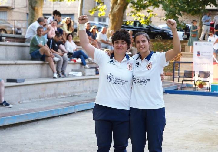 Marta Castillo y Rebeca Bustara arrasan en el Nacional de parejas