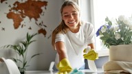 12 Common Cleaning Products You Should Never Buy Off