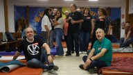 CCOO y UGT se encierran en una iglesia de Madrid para protestar ante el "no" del Congreso a la reducción de jornada