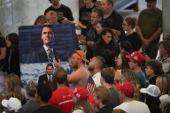Mike Lee introduces Senate resolution condemning killing of Charlie Kirk at UVU