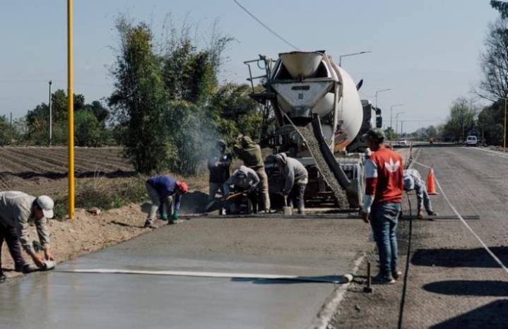 Con una inversión de $ 3.500 millones, avanzan las obras de repavimentación en la Ruta N° 331