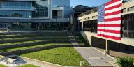 Estudiantes regresan al campus de Utah donde fue asesinado Charlie Kirk