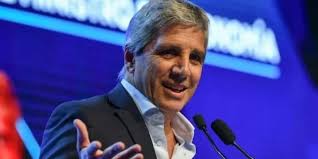 El equipo económico anunció que suavizará el apretón monetario para que se recupere el crédito