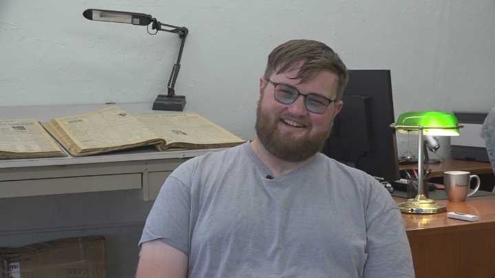 Gen Z journalist buys dying hometown newspaper of small Arizona town